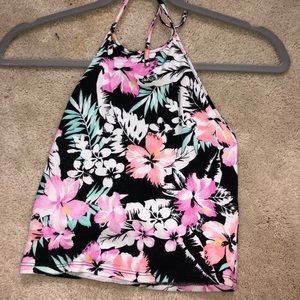 Halter top, crop top